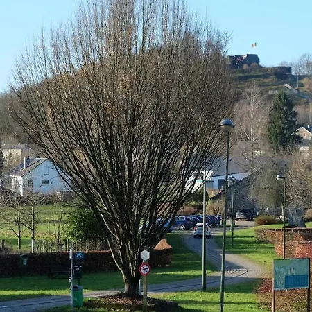 La Taniere Des Loups