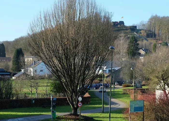 La Tanière Des Loups